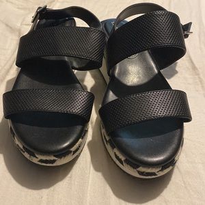Kelly & Kate Sandals